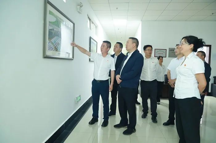 2022-06-17-陳祖軍調(diào)研公司時(shí)強(qiáng)調(diào)： 凝心聚力 聚焦主業(yè) 爭(zhēng)當(dāng)集團(tuán)施工板塊的單項(xiàng)冠軍.jpg