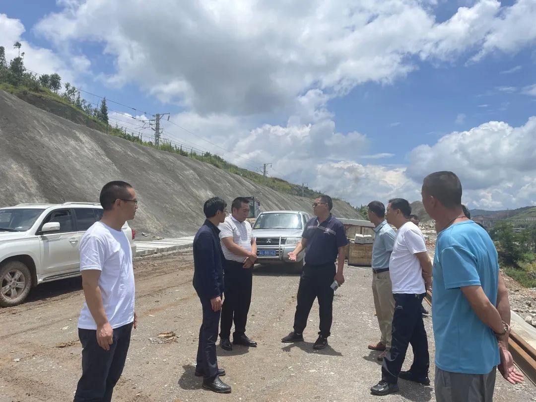 南澗縣發(fā)改局到祥云項目考察交流2.jpg