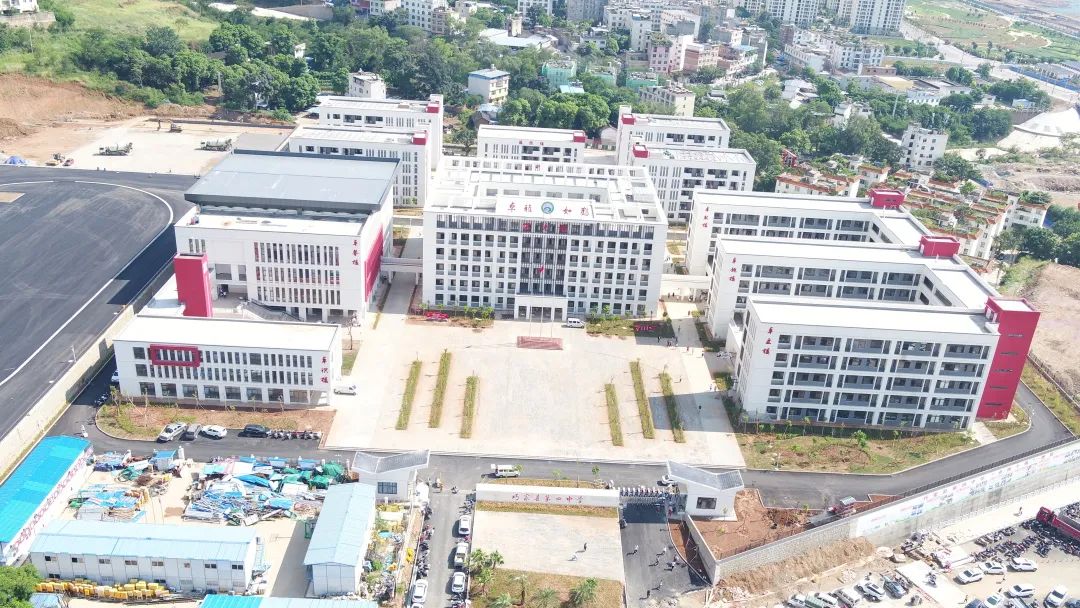 巧家縣第四中學新校區(qū)正式“啟航”，迎來首批學生！8.jpg